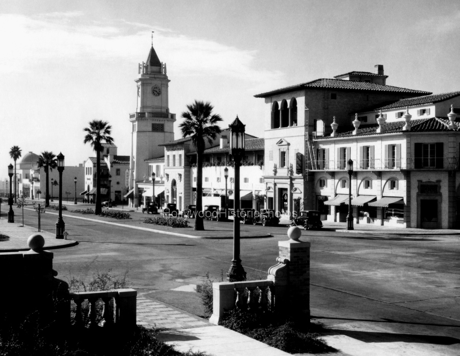 Westwood 1930 Le Conte Ave. and Westwood Blvd. view is southwest wm.jpg